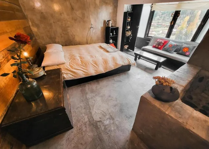 Wolf Totem Lux Backpacker Studio Loft