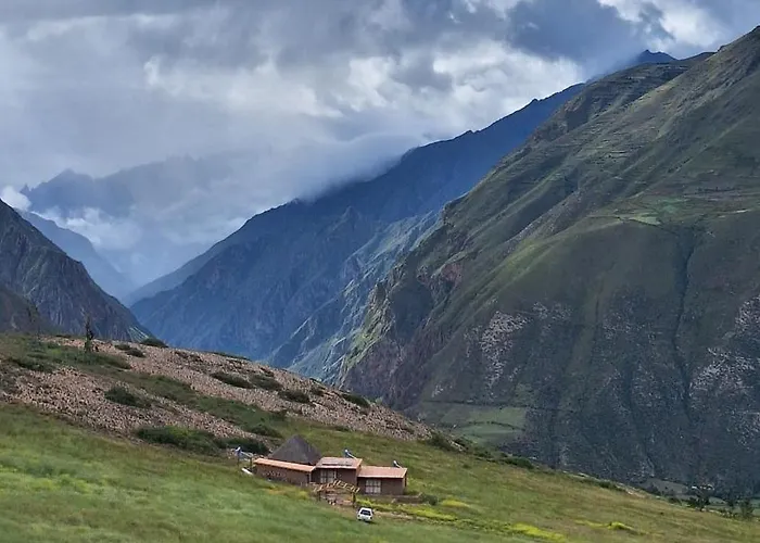 Pampachayoq - Mountain Retreat
