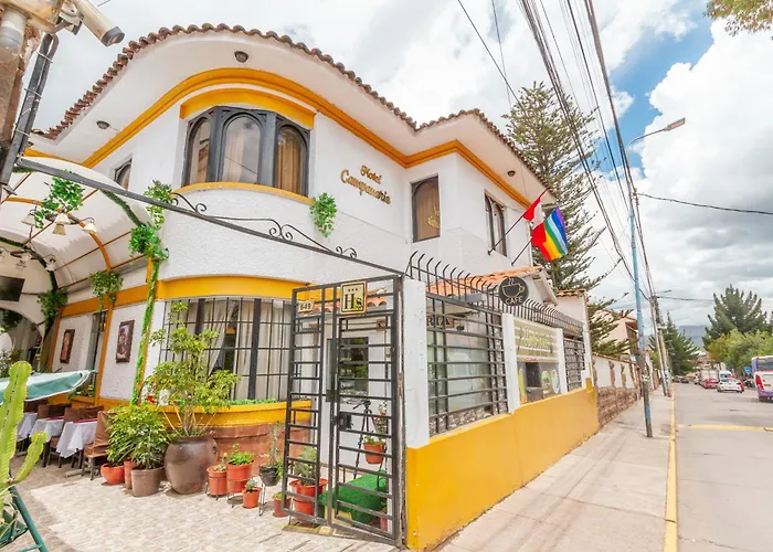 Hotel Campanario