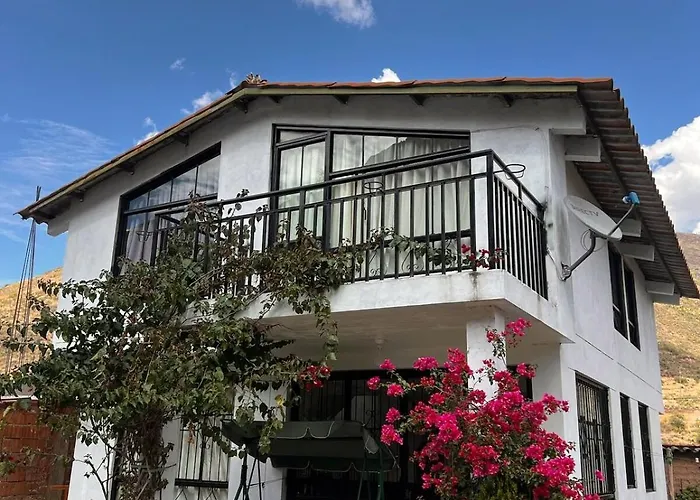 Bright Riverside 3 Bedroom Stay Garden 5 Min To Pisac