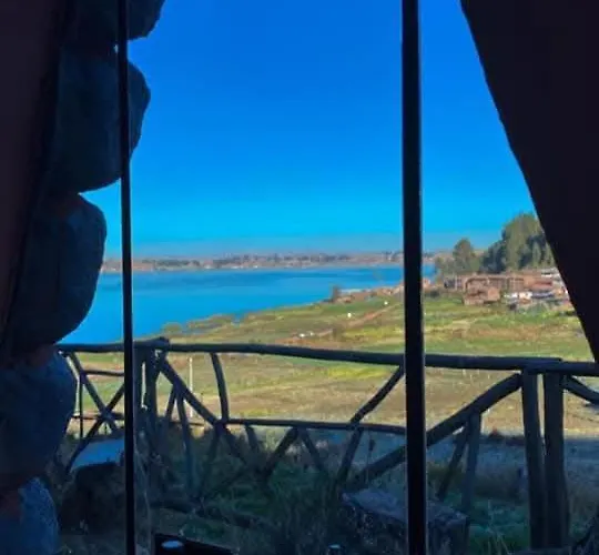 Cabanas Lago Piuray