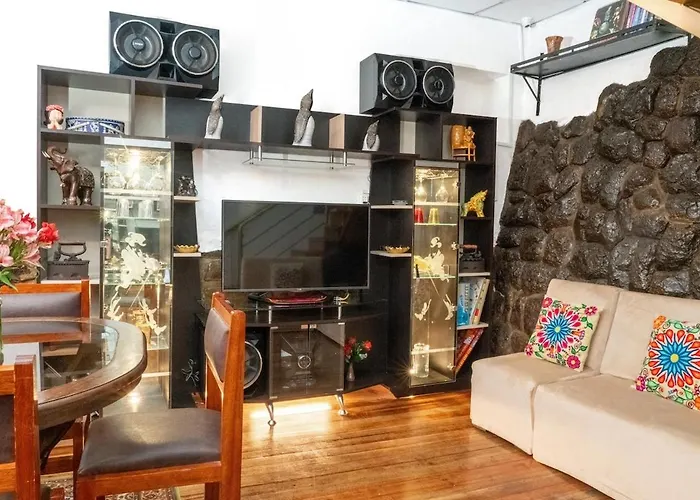 Cozy House Near Mean Square - Free Airport Pickup