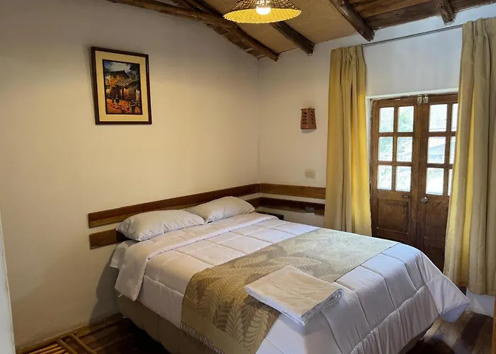 Ollanta Lodge