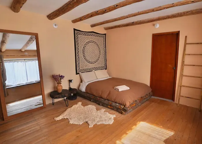 Bright And Spacious Private Studio With Everything
