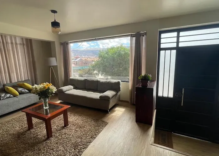 6Br - 6 Private Baths - Wifi - Near Airport