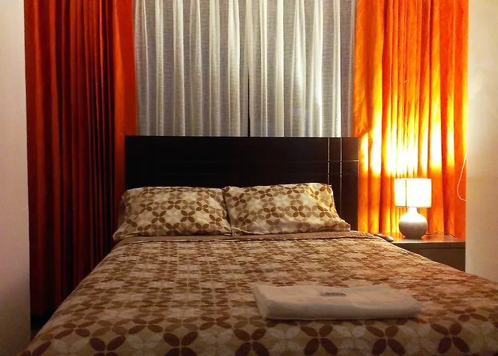 Huayruro Guest House