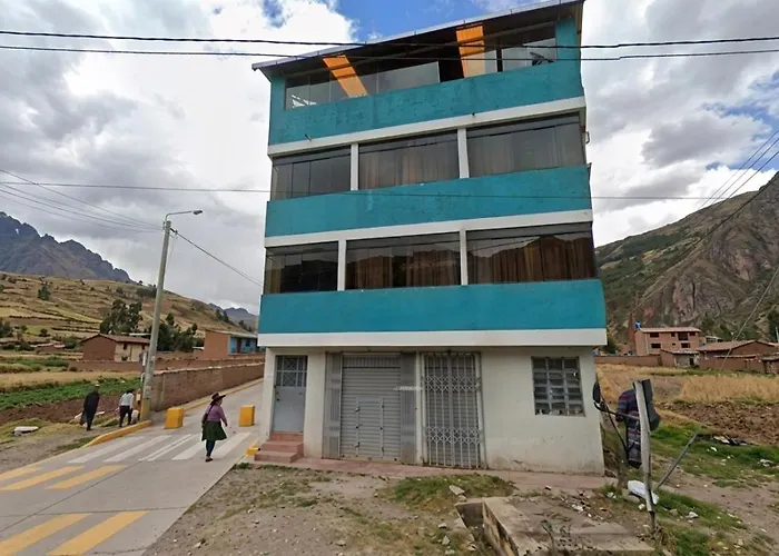Hospedaje Checacupe