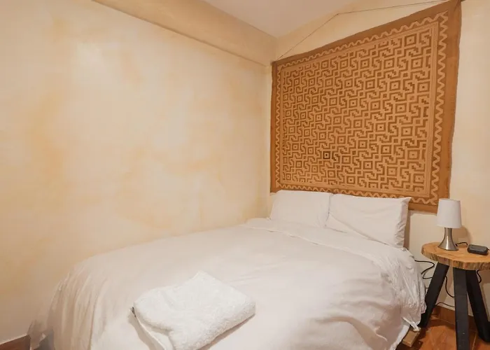 2Br Fully Equipped Central Home