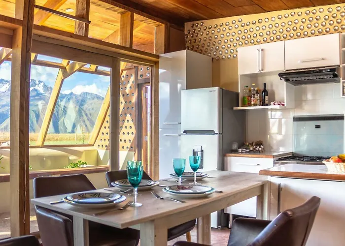 Casa 100% Ecologica Con Vista A Los Glaciares Andinos